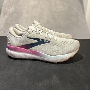 Brooks Ghost 16 Shoes Womens Size 10 Gray Pink Running Neutral Road 1204071B175